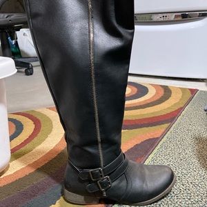 Just Fab black boots